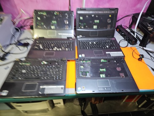 Stock pezzi acer extensa - stock,